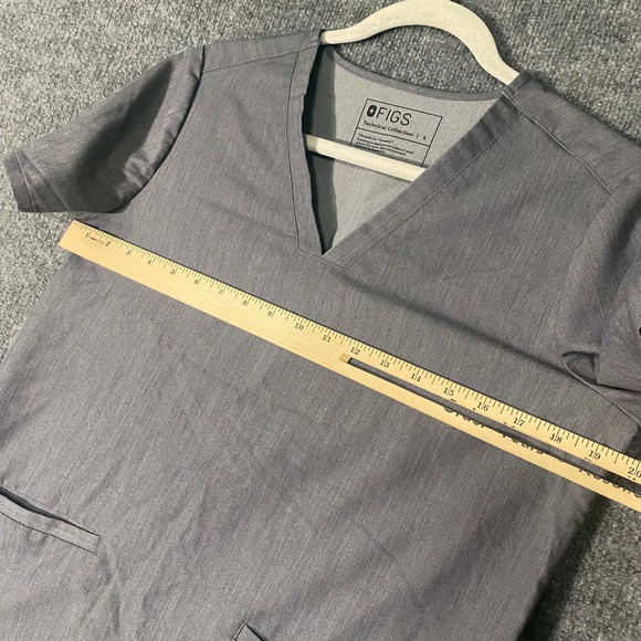 Figs Scrub Top Small Gray Technical Collection Casma V-Neck Three Pocket - Picture 8 of 13